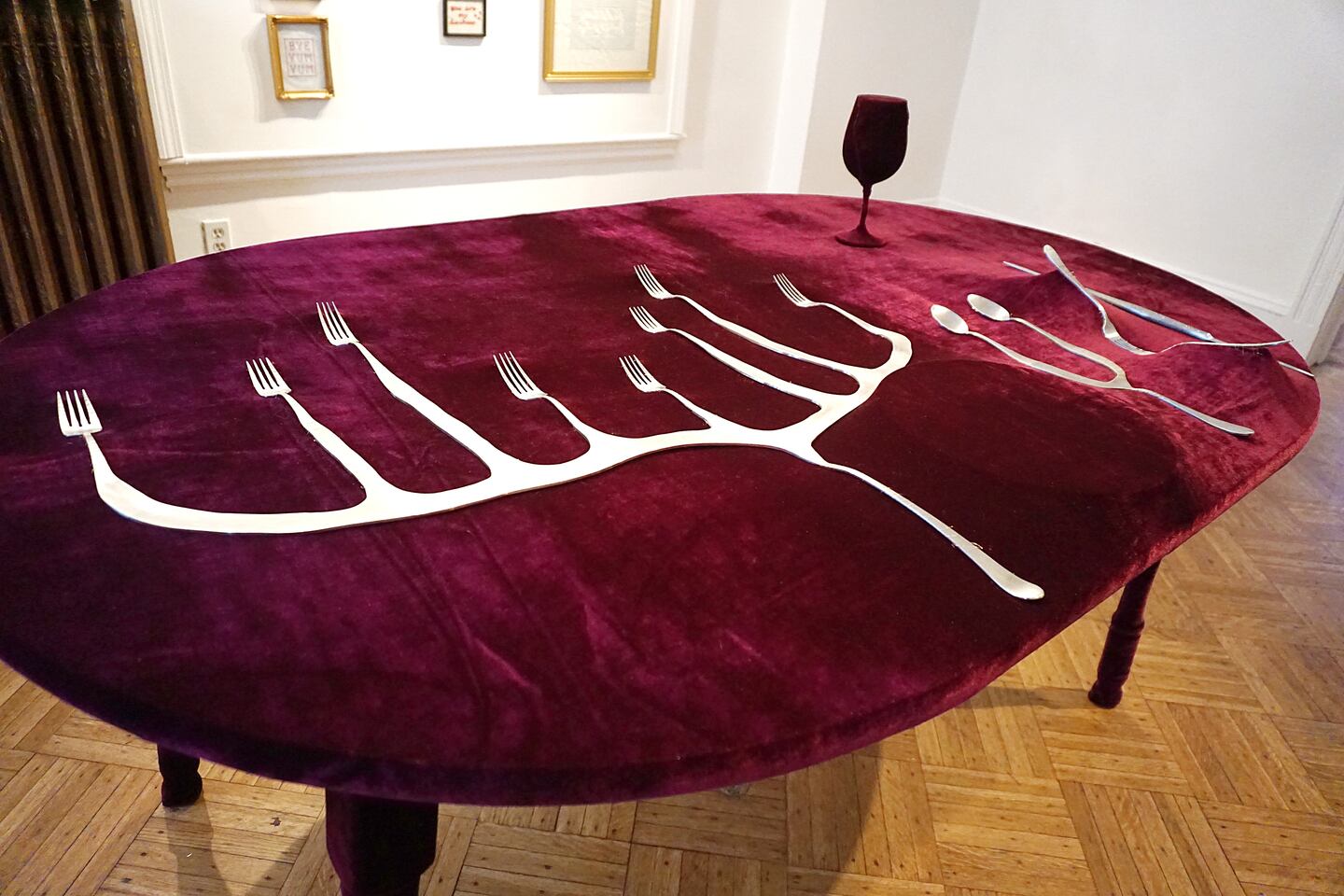 Julia Csekö’s “Tripas de aço (Guts of Steel)” from “The Uncanny Home of Our Imagination” at Nave Annex.